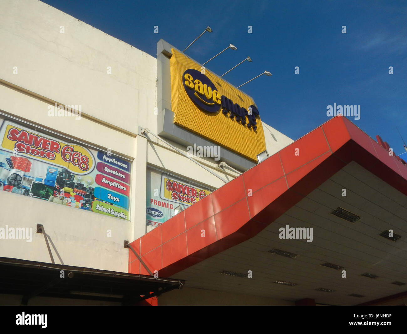 07205 Muzon Uptown SaveMore Simplicity San Jose del Monte City, Bulacan  25 Stock Photo