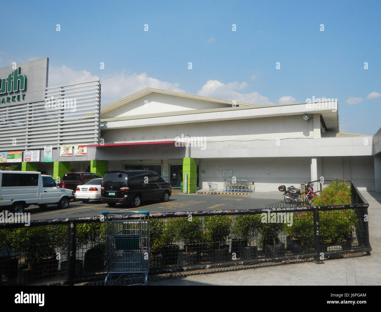 07604 South Supermarket Santolan Dela Paz, Pasig City 34 Stock Photo Alamy