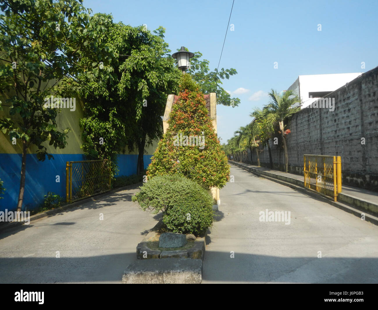 07604 South Supermarket Santolan Dela Paz, Pasig City 44 Stock Photo Alamy