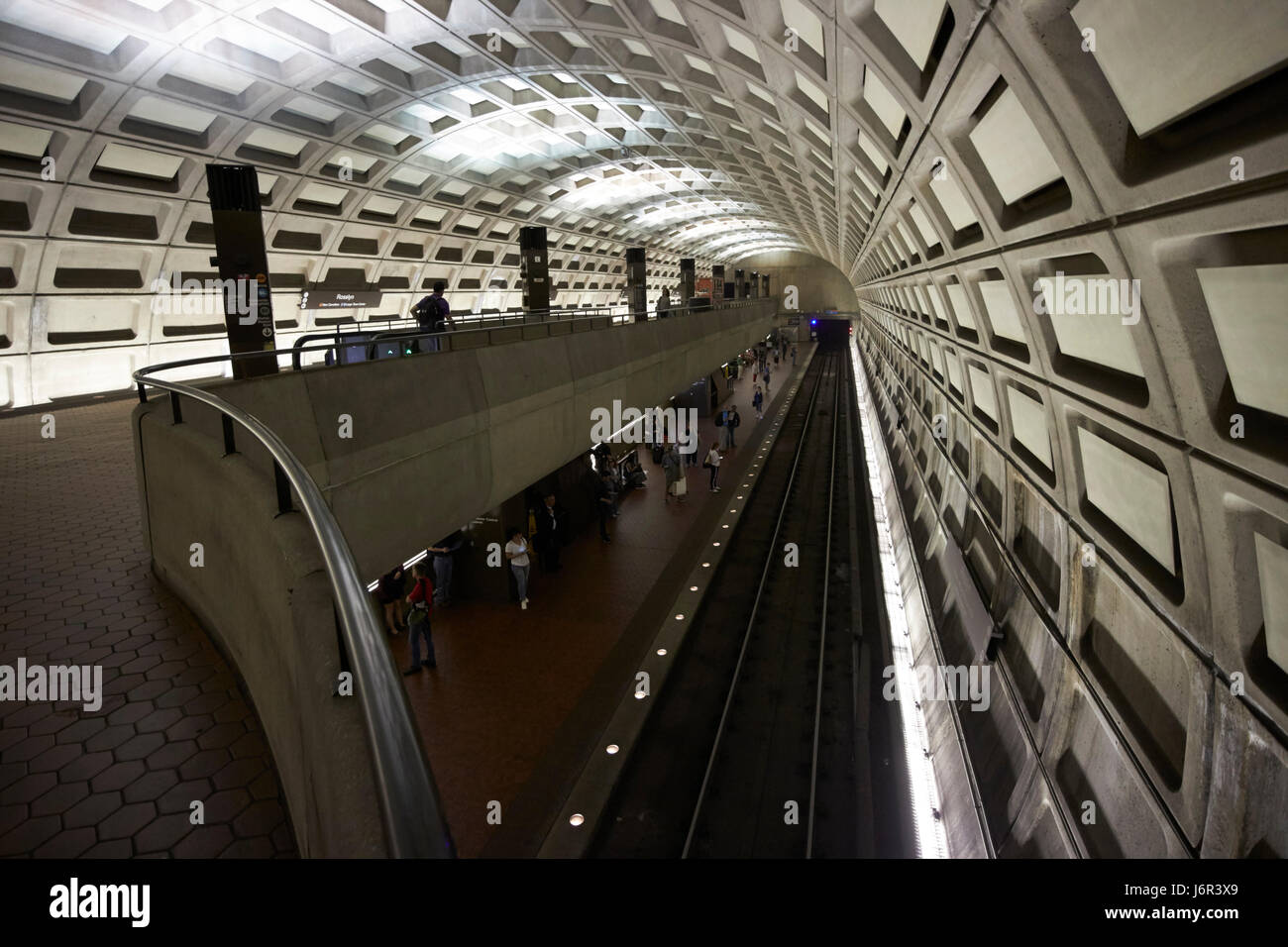 rosslyn double level mezzanine level metro underground train system Washington DC USA Stock Photo