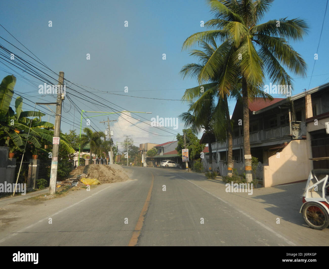 This image highlights the Vicente Bridge, crossing over the Sapo River ...