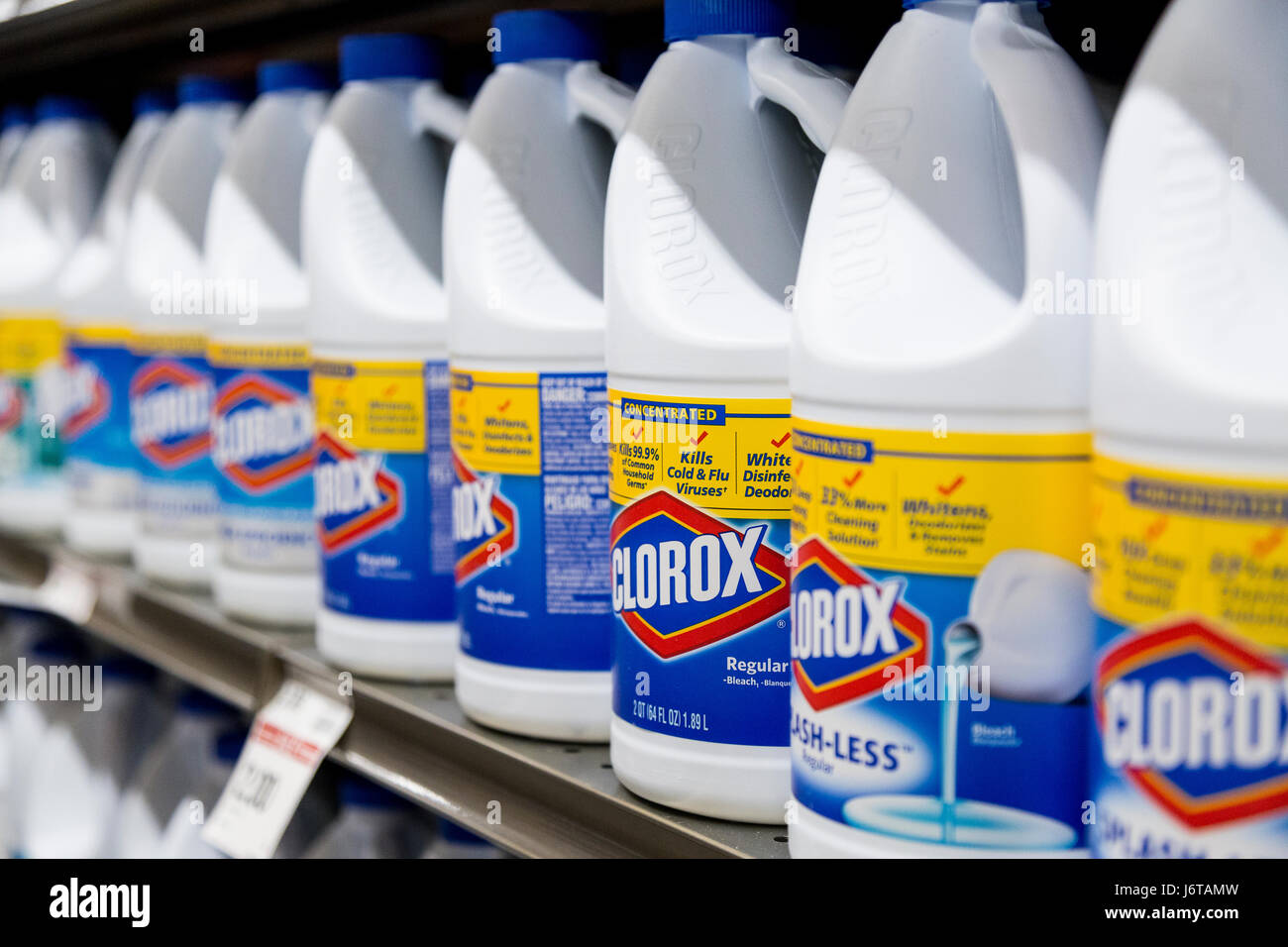 Rows of Clorox brand liquid bleach on a grocery store shelf Stock Photo