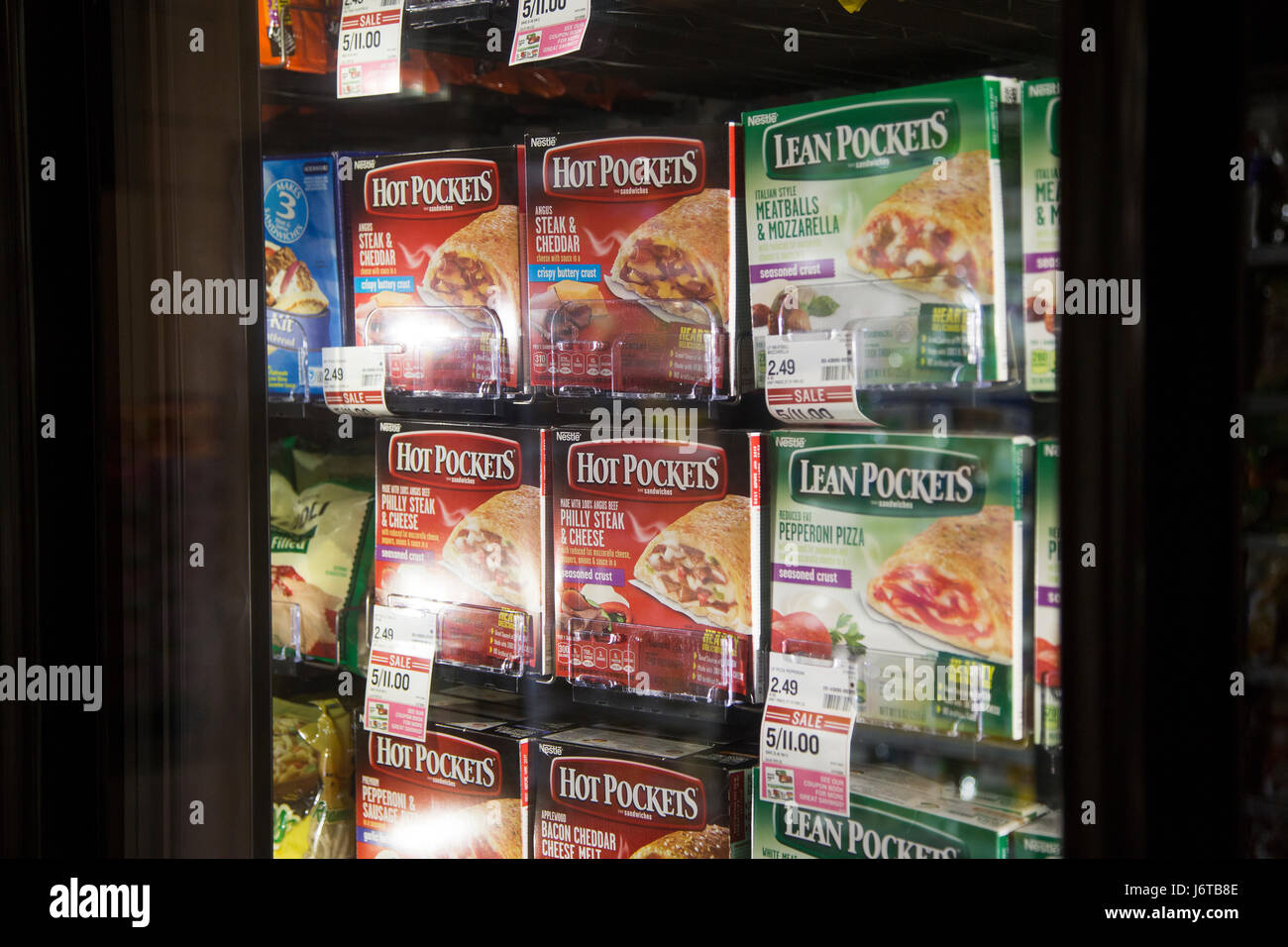 Freezer section grocery store hires stock photography and images Alamy