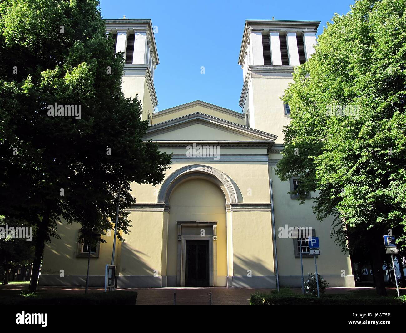 St assumption hi-res stock photography and images - Alamy