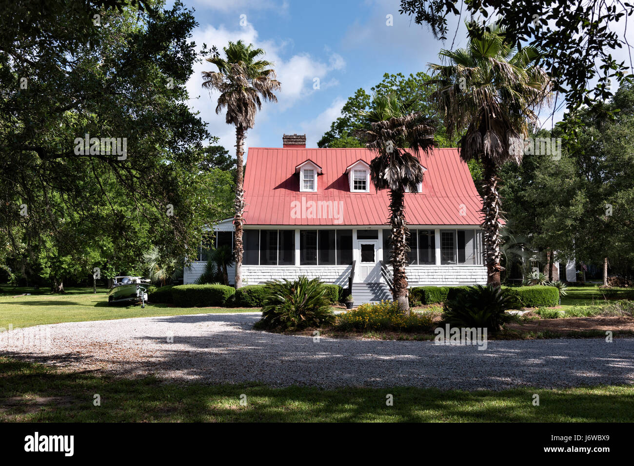 A traditional coastal cottage in the tiny hamlet of McClellanville