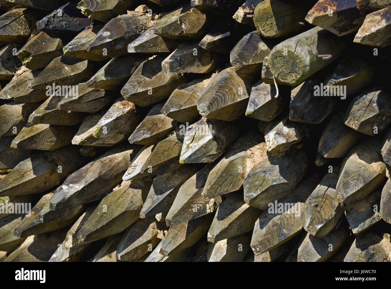 Pointed fence posts hi-res stock photography and images - Alamy