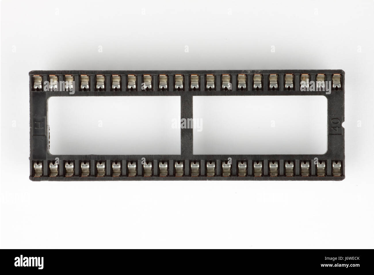 40 pin dip hi-res stock photography and images - Alamy