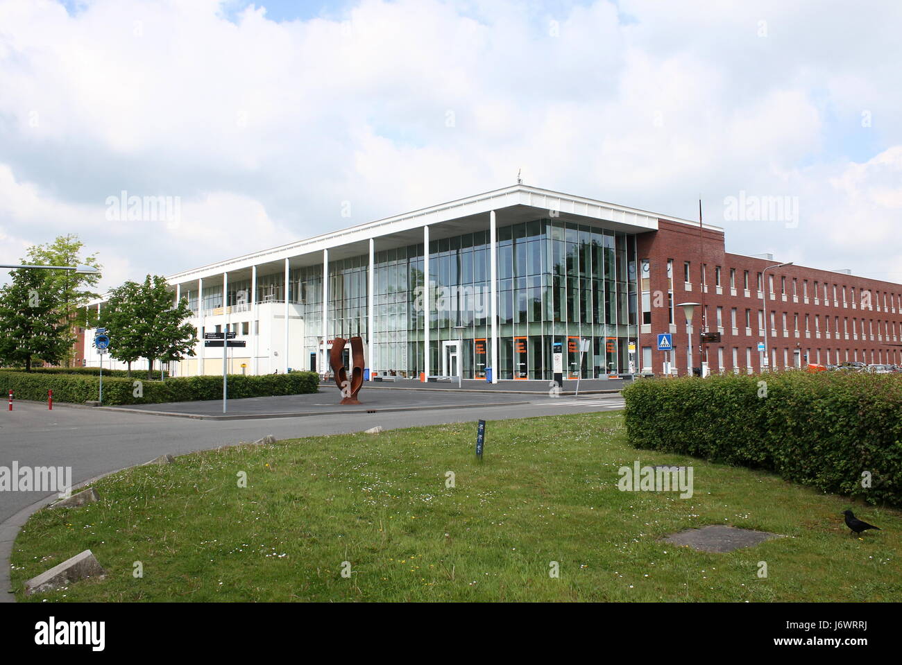Van Doorenveste building, part of  Hanzehogeschool Groningen (Hanze University of Applied Sciences). Communications, ICT, Chemistry, Built Environment Stock Photo