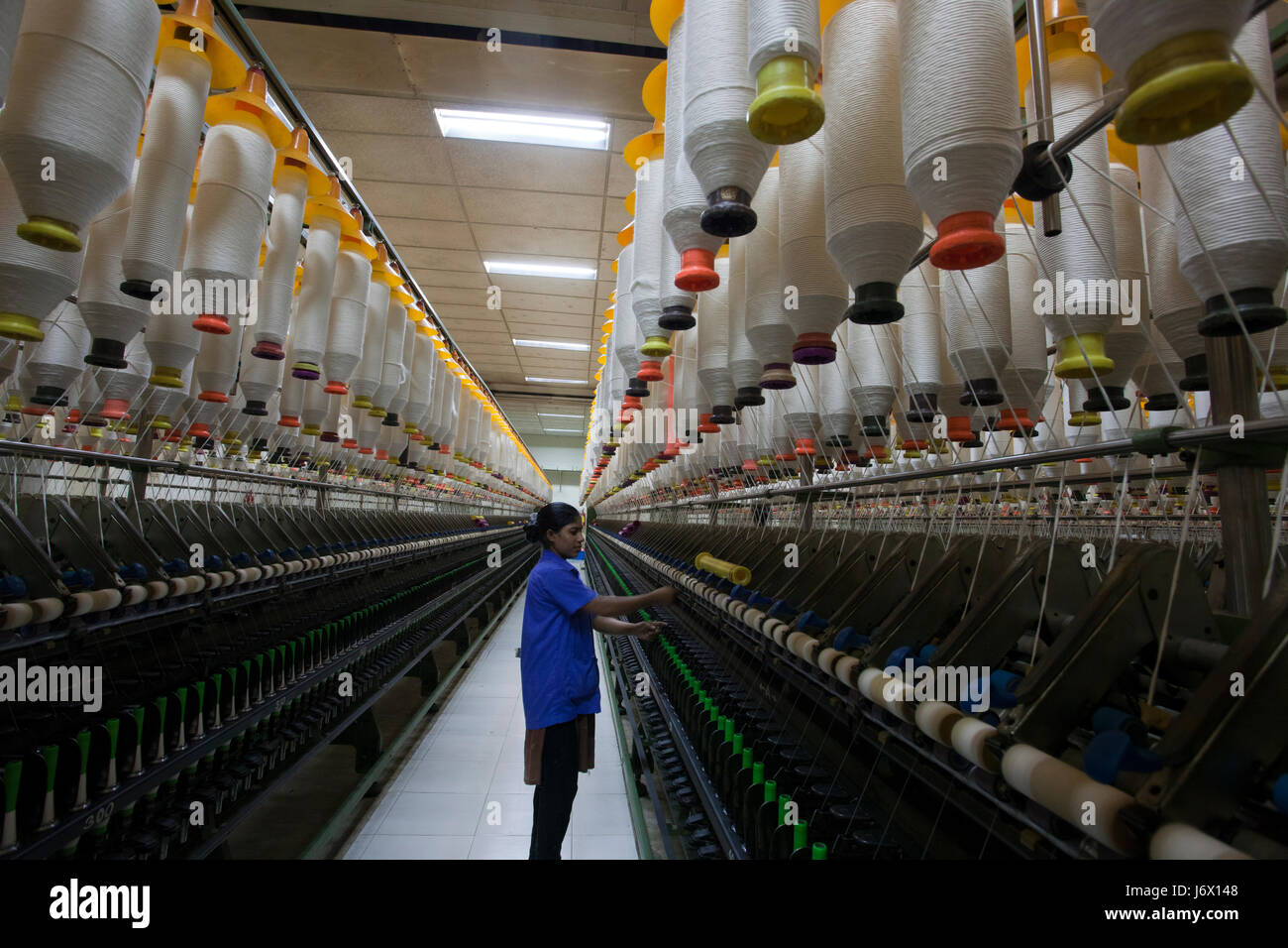 A yarn spinning mill in Dhaka, Bangladesh Stock Photo Alamy