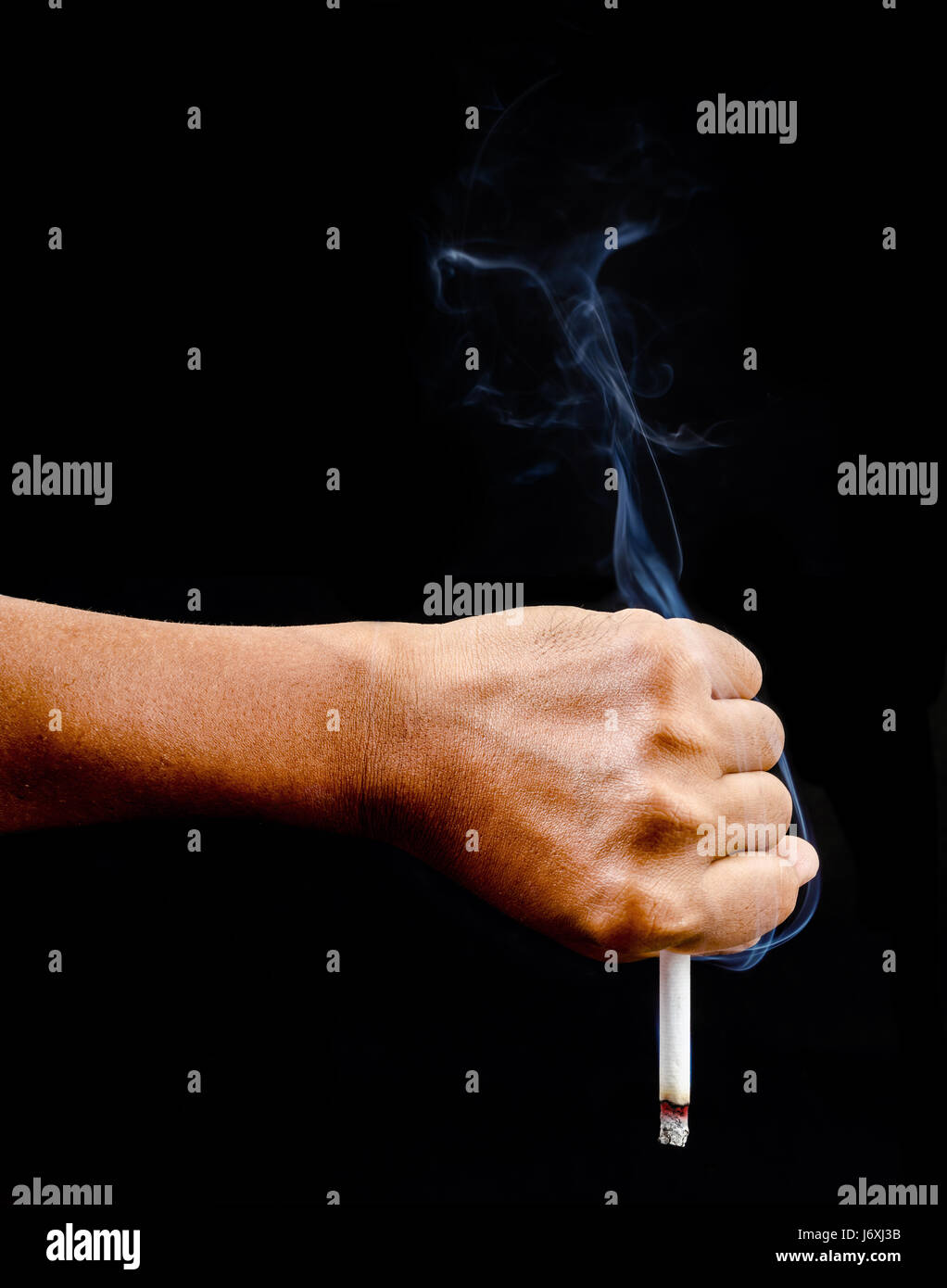 how to smoke cigarette correctly How To Properly Smoke A Tobacco Pipe: Guide For New Pipe Smokers