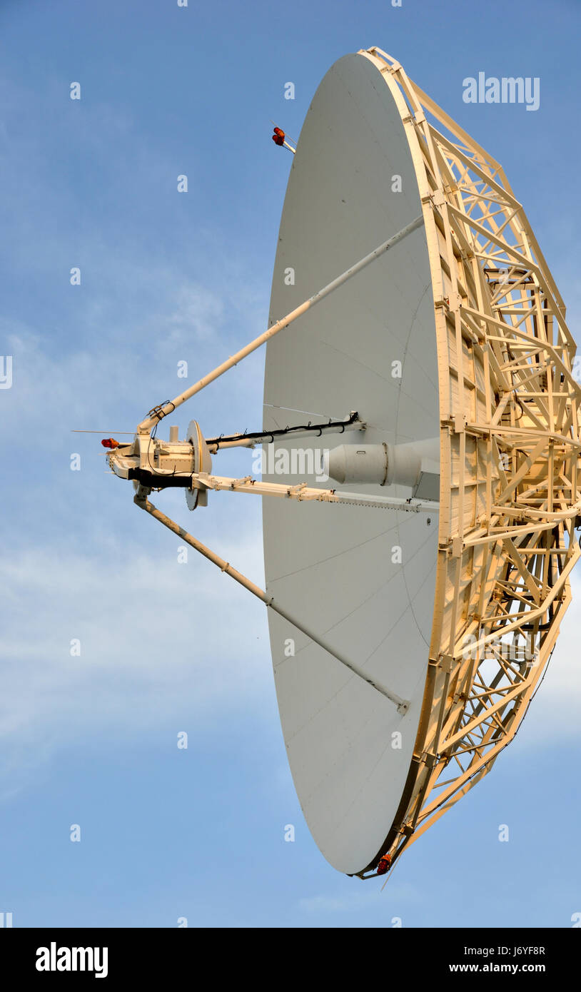 research satellite food dish meal satelite scientific Stock Photo Alamy