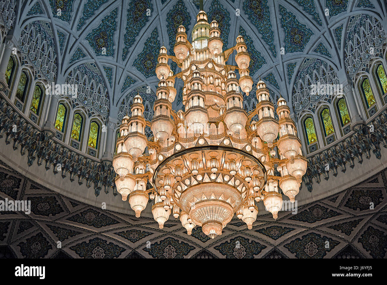 Oman Muscat The great chandelier at Sultan Qaboos Mosque Stock Photo