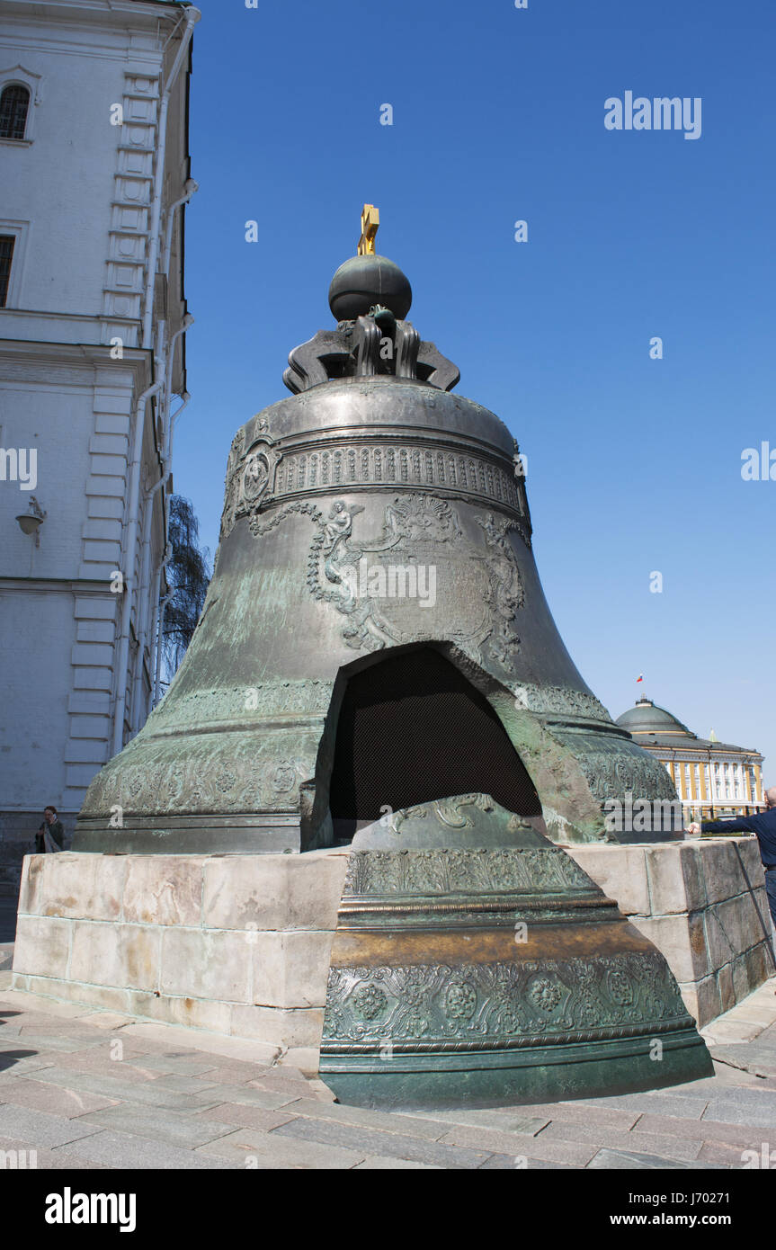 Moscow Kremlin: the Tsar Bell, the largest bell in the world, commissioned by Empress Anna Ivanovna, broken during metal casting and never been rung Stock Photo