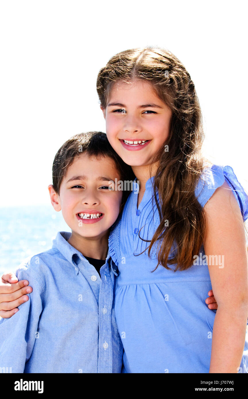 история для двоих. фотосессия брат и сестра летом. счастливые брат и сестра. подростки брат и сестра рассказ. подросток с сестренкой.