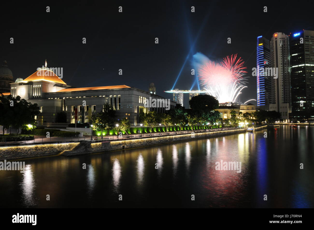 night nighttime singapore river water smoke smoking smokes fume night