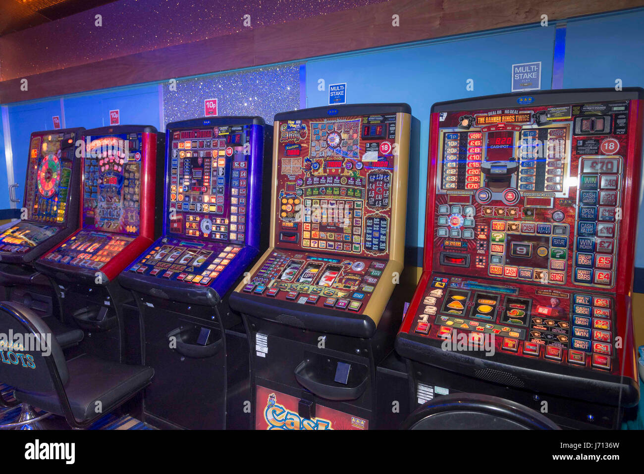 Gaming machines hires stock photography and images Alamy