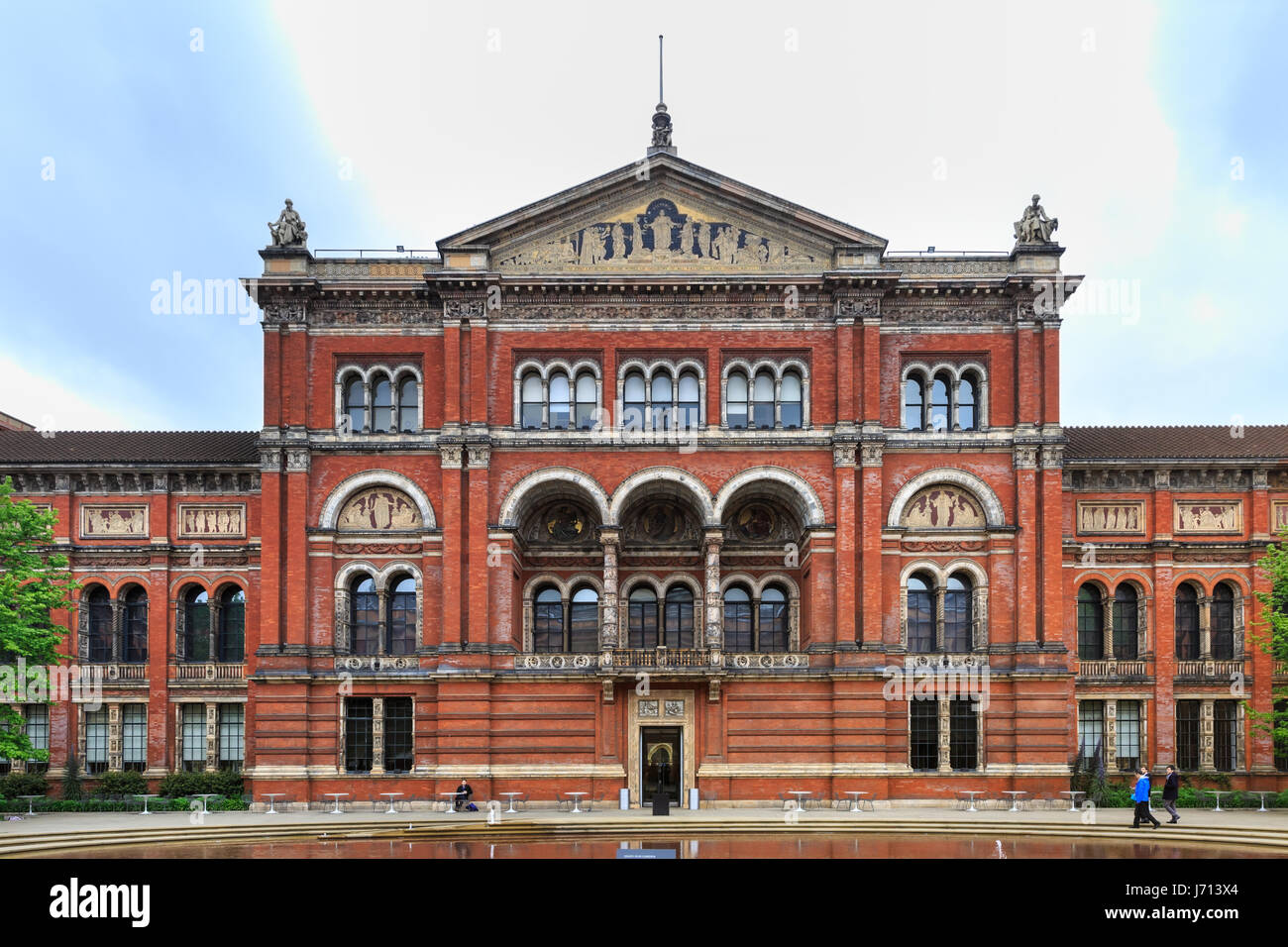 The Victoria and Albert Museum, V&A, London, UK Stock Photo