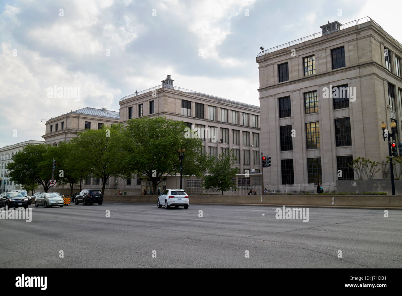 Us bureau of engraving and printing hires stock photography and images