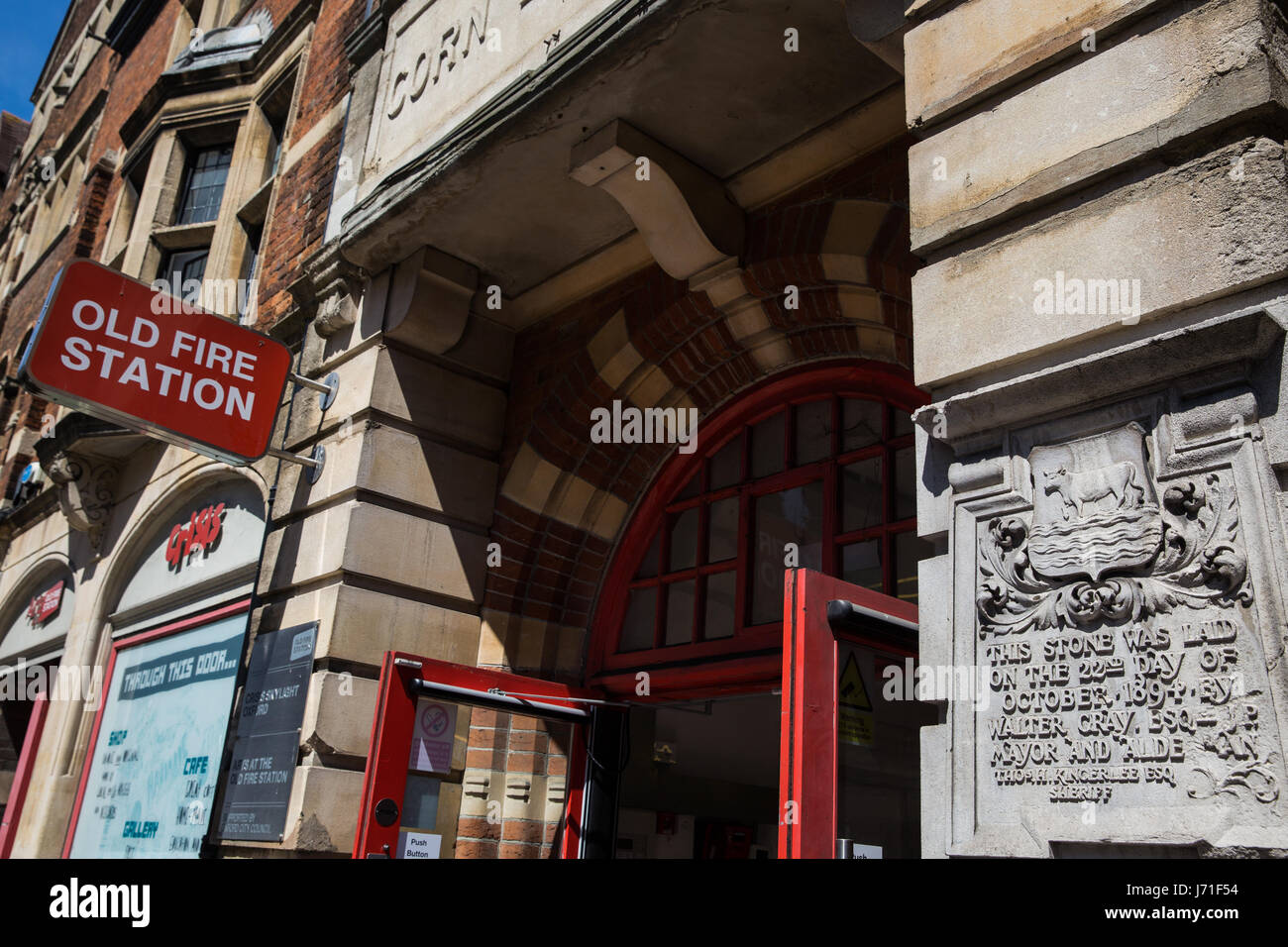 oxford-uk-22nd-may-2017-the-old-fire-station-where-radiohead