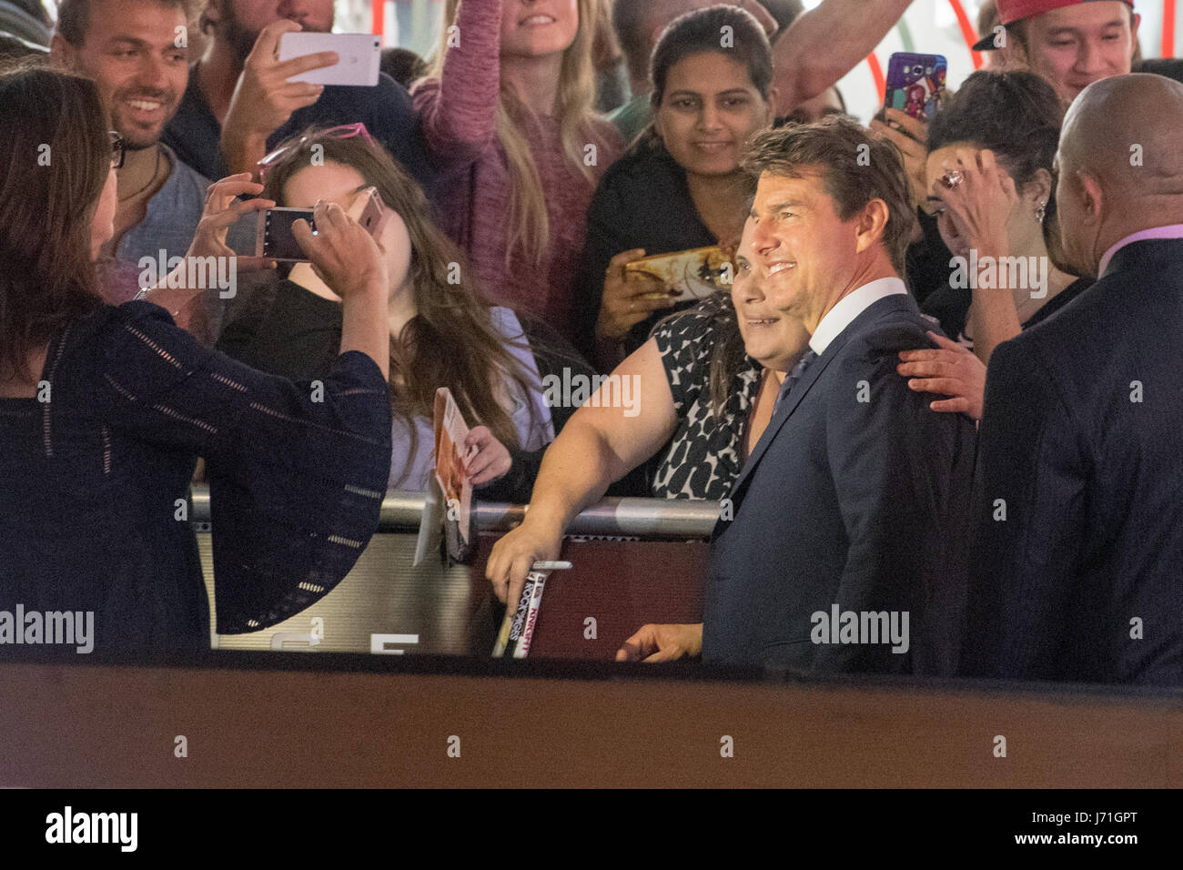 Celebrities meeting fans hires stock photography and images Alamy