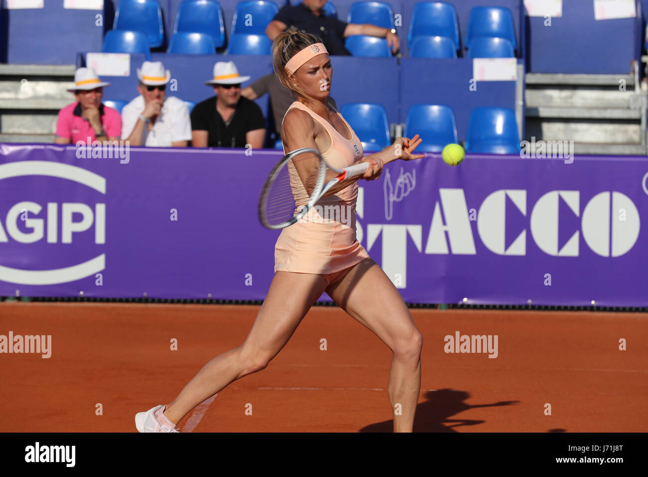 Strasbourg, France. 22nd May, 2017. Italian tennis player Camila Giorgi is in action during her match in the 1st round of the WTA Internationaux of Strasbourg vs Russia against Russian tennis player Elena Vesnina on May 22, 2017 in Strasbourg, France. Credit: Yan Lerval/Alamy Live News Stock Photo