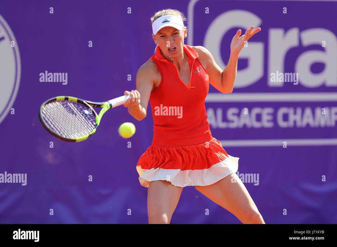 Danish tennis player Caroline Wozniacki is in action during her match in the 1st round of the WTA tennis Internationaux of Strasbourg vs American player Shelby Rogers on May 22, 2017 in Strasbourg, France - ©Yan Lerval/Alamy Live News Stock Photo