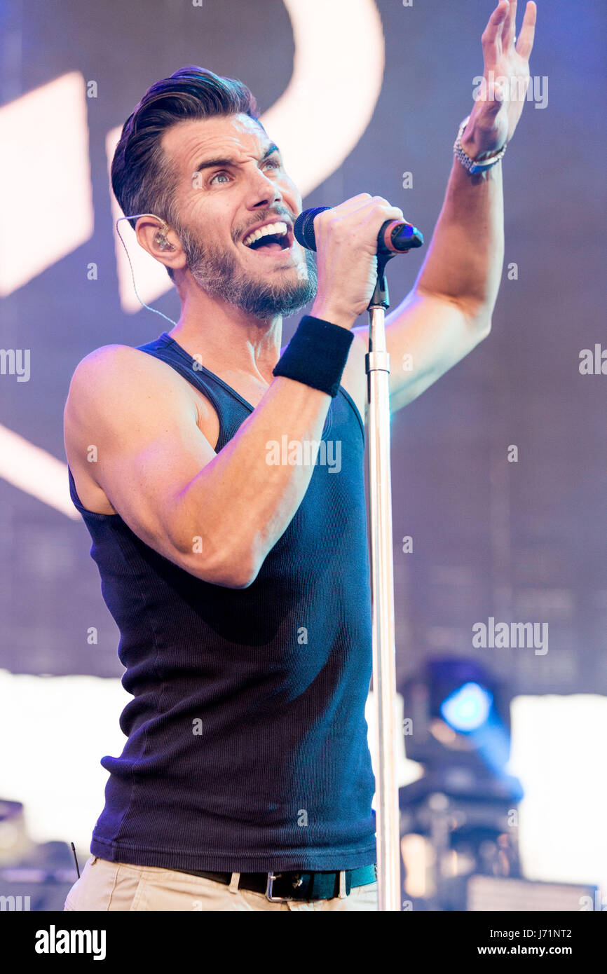 311 nick hexum hi-res stock photography and images - Alamy