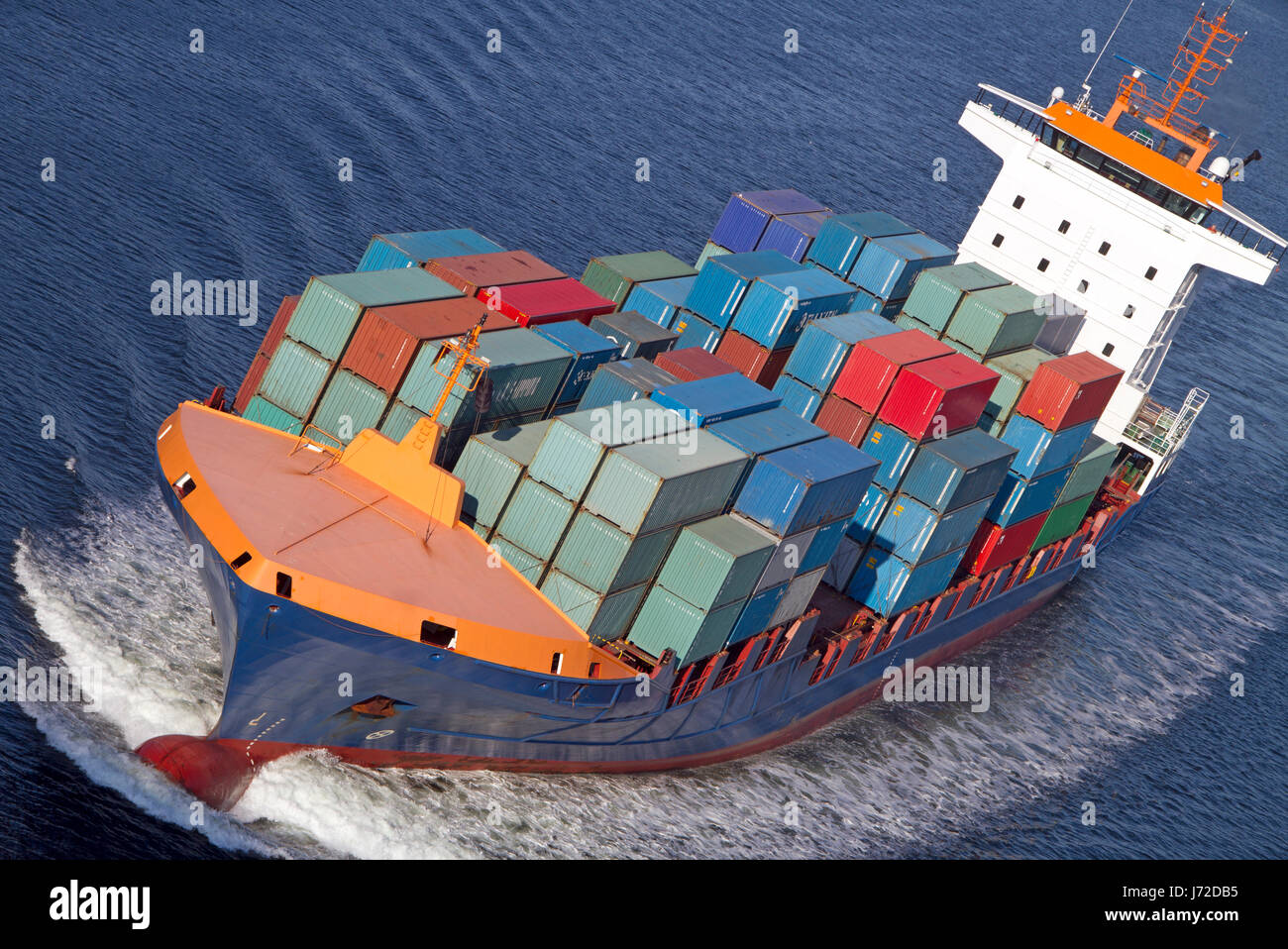 container ship harbor harbours keel container ship sluice keel