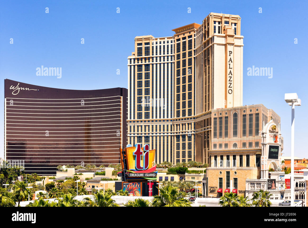Palazzo hotel vegas hires stock photography and images Alamy