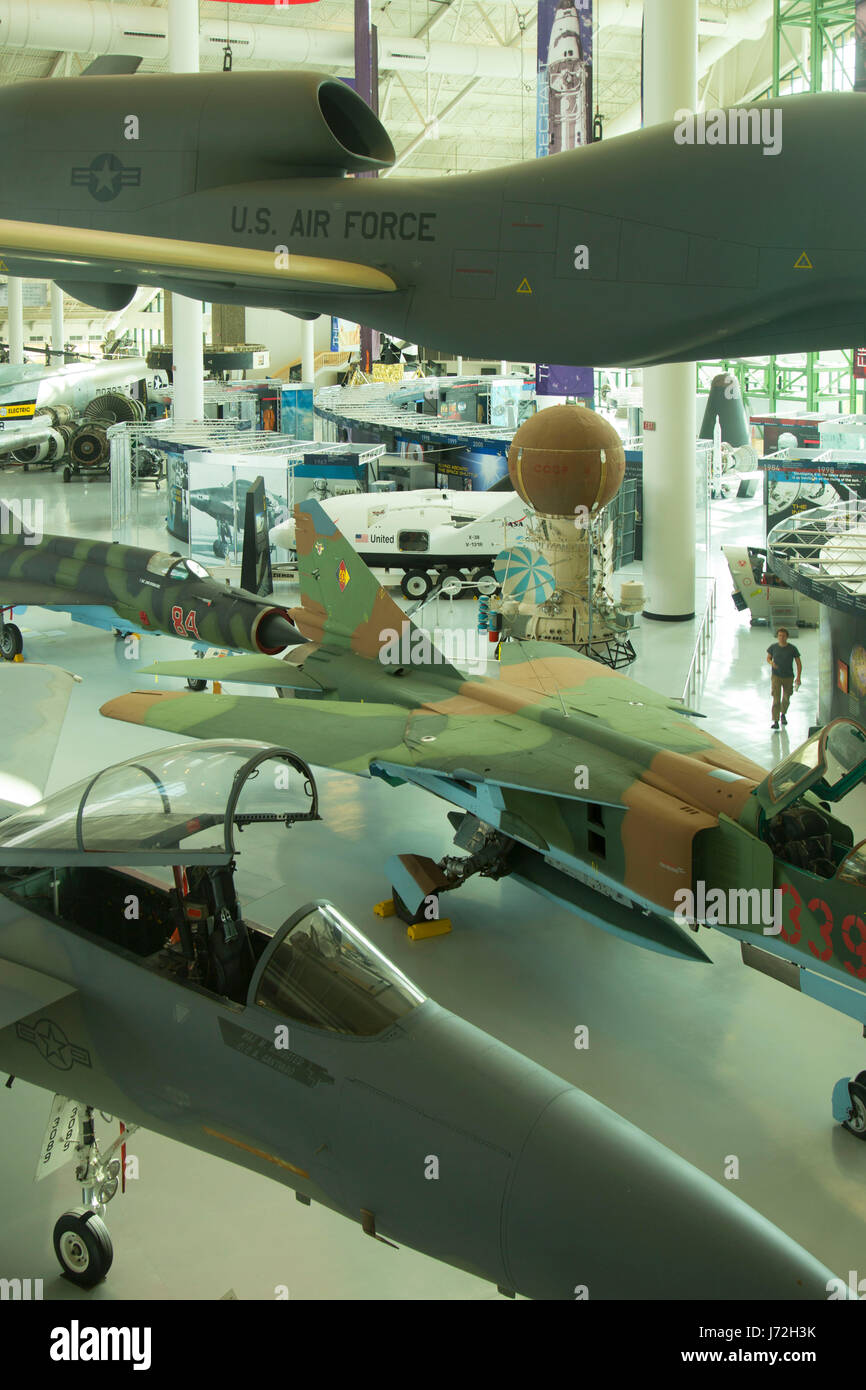 McDonnell Douglas F15A Eagle and Mikoyan MIG 23MLA Flogger-G, Evergreen Aviation and Space Museum, McMinnville, Oregon Stock Photo