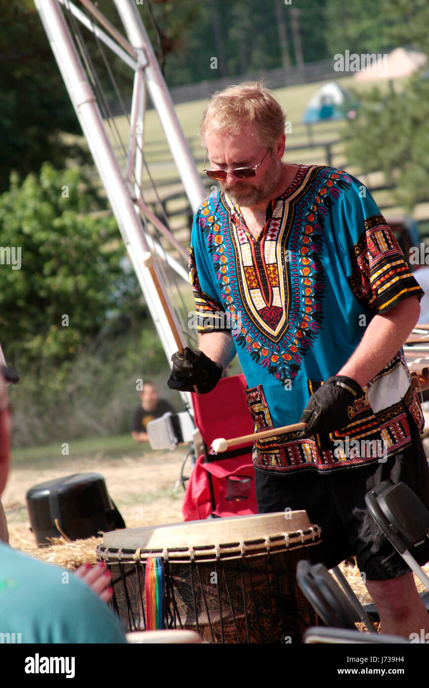 Drum circle hires stock photography and images Alamy