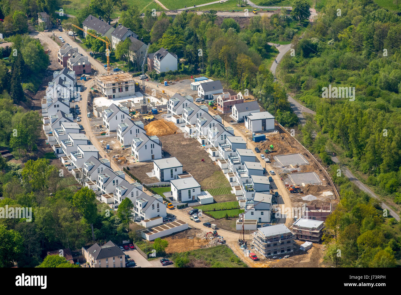 New construction in the form of an ellipse, An der Holtbrügge, Springorum cycle path, family houses, Bochum, Ruhr area, North Rhine-Westphalia, German Stock Photo