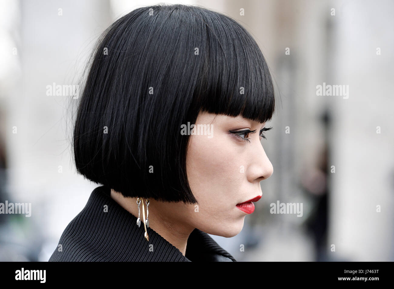 Mademoiselle Yulia at Paco Rabanne, Paris Fashion Week RTW 2017-2018