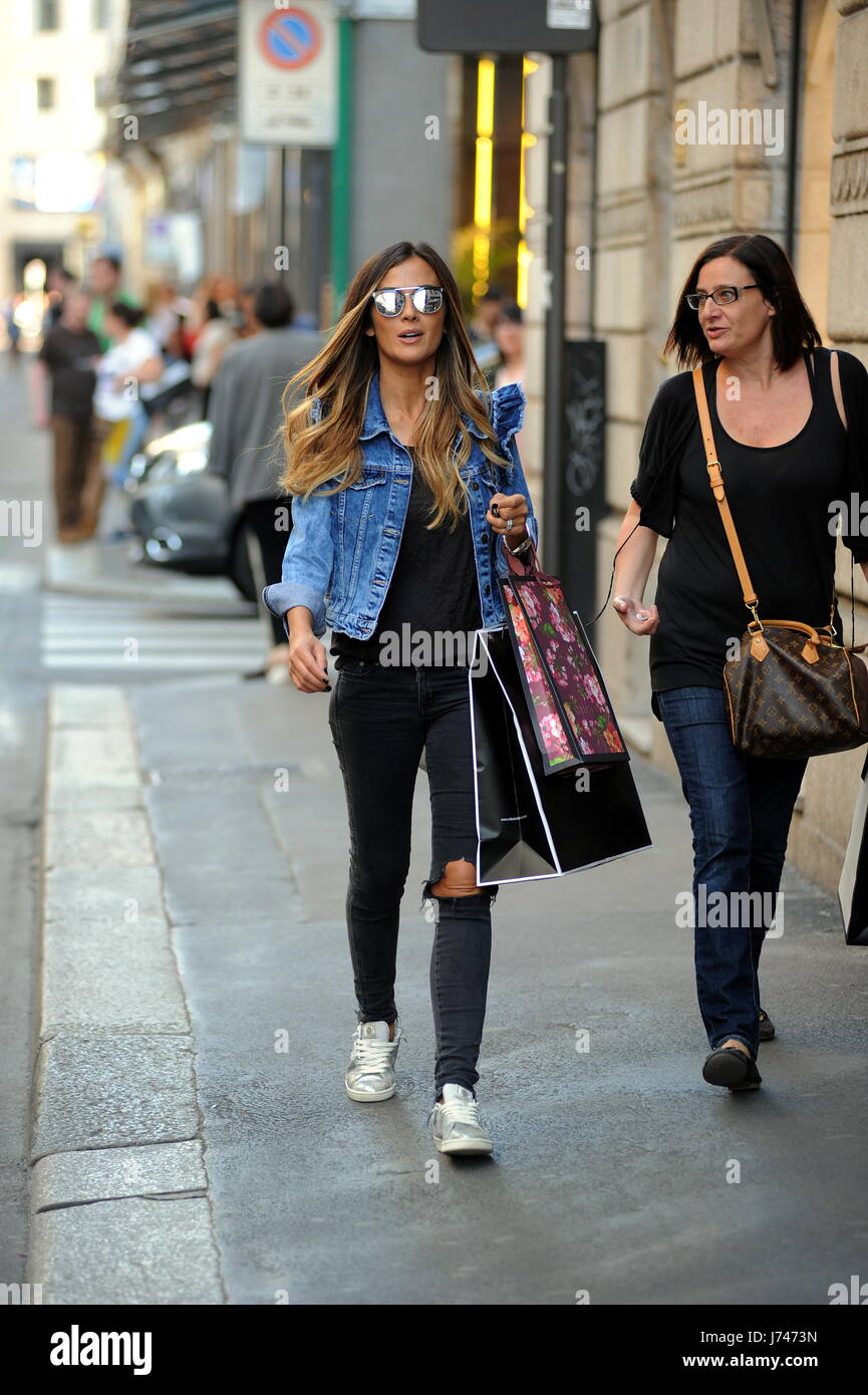 Milan, Palmas shopping center with a friend Giorgia Palmas arrives in the center and together with a friend enters "GUCCI" in Montenapoleone for shopping. They are looking at