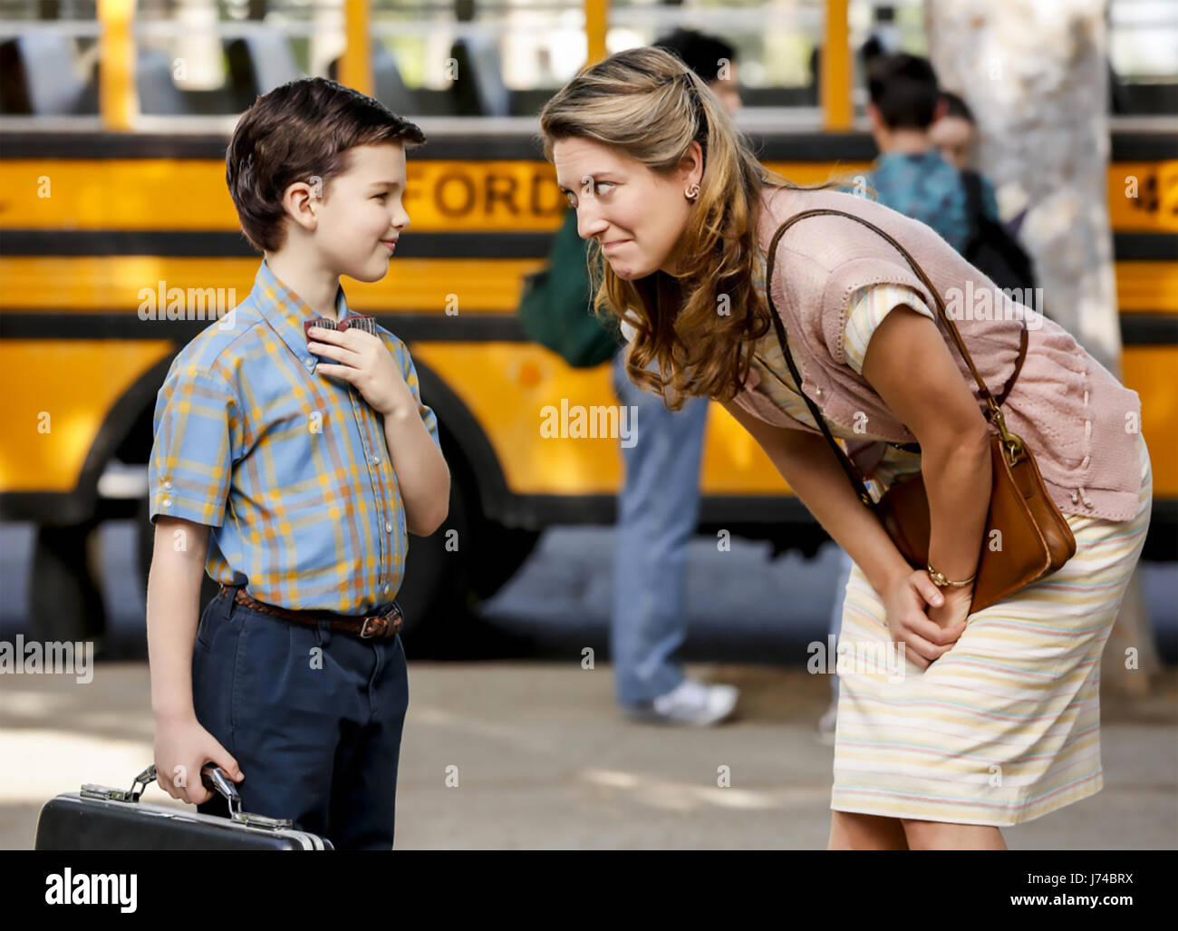 YOUNG SHELDON 2017 Warner bros TV series with Ian Armitage and Zoe Perry Stock Photo