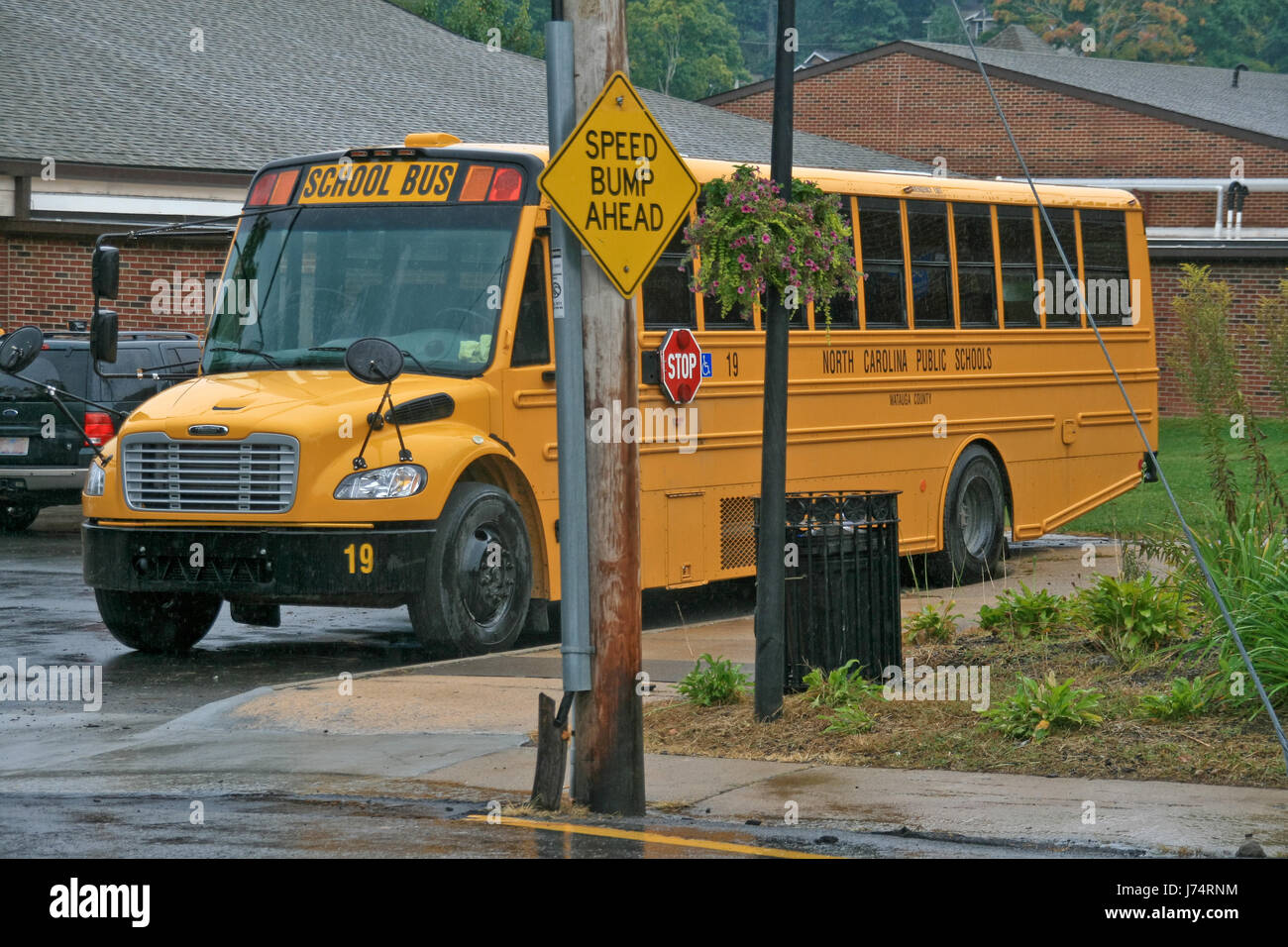 usa vehicle means of travel bus omnibus coach yellow usa transport