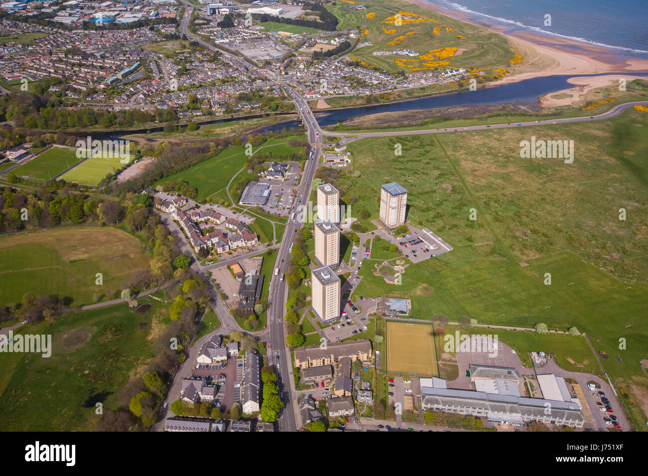 Aberdeen flats hires stock photography and images Alamy