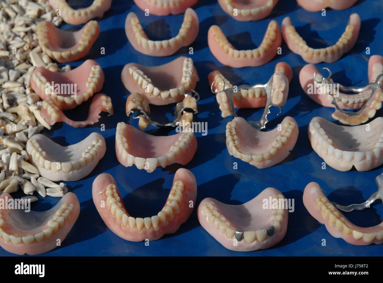 Gold Teeth Denture High Resolution Stock Photography and Images - Alamy