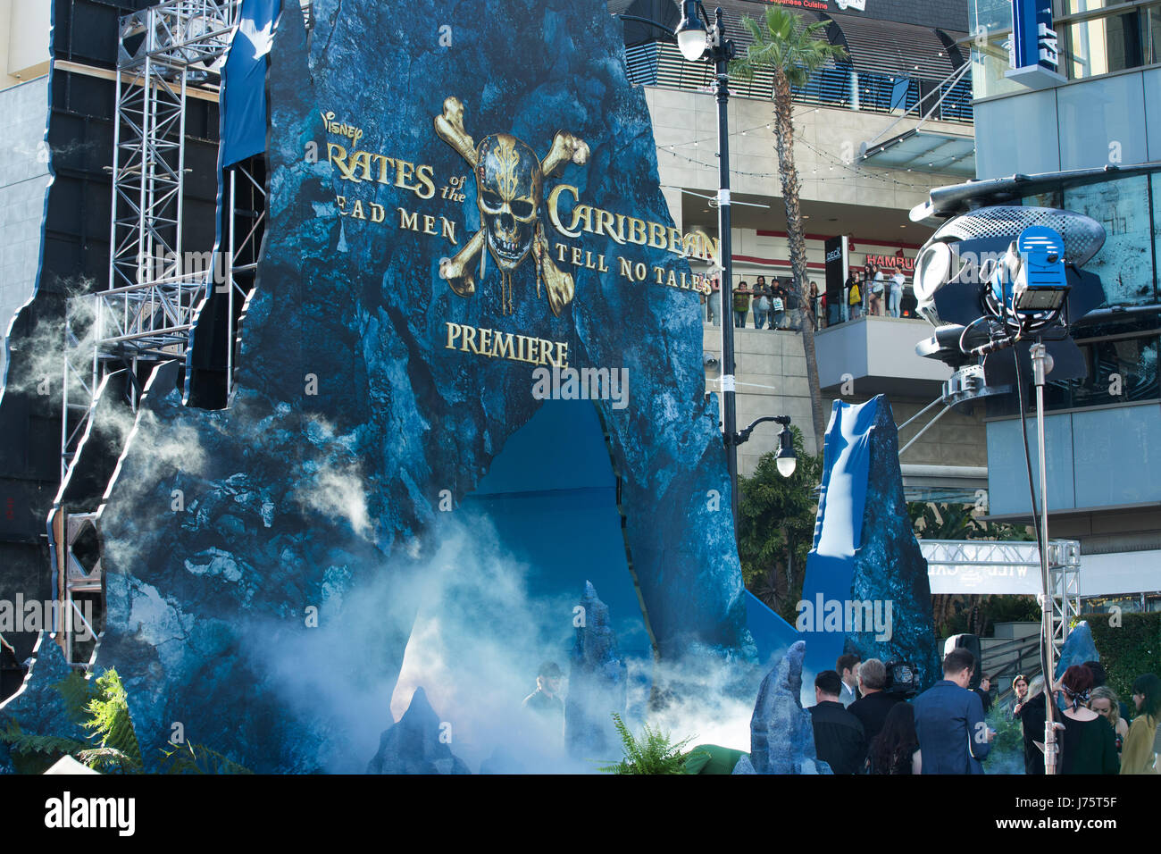 Atmosphere at the premiere of Disney's 'Pirates Of The Caribbean: Dead Men Tell No Tales' at Dolby Theatre on May 18, 2017 in Hollywood, California Stock Photo