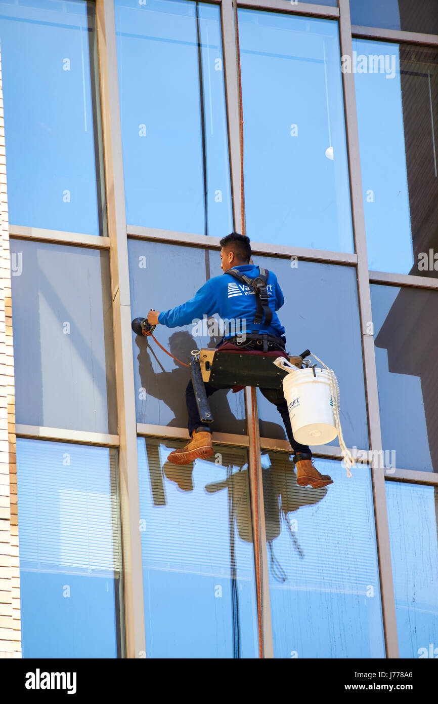 Window Cleaning In Chicago