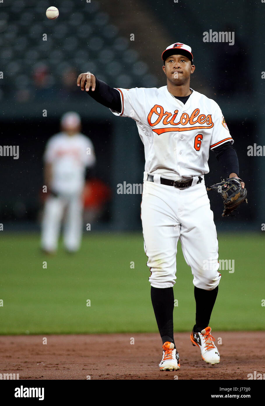 Baltimore, Maryland, USA. 23rd May, 2017. Baltimore Orioles second baseman Jonathan Schoop (6) in action during a match between the Baltimore Orioles and the Minnesota Twins at Camden Yards in Baltimore, Maryland. Daniel Kucin Jr./Cal Sport Media/Alamy Live News Stock Photo