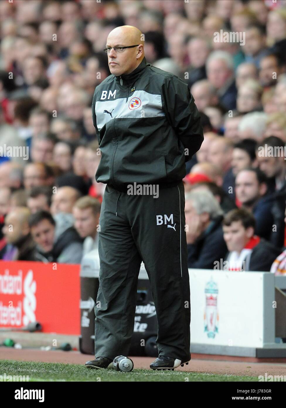 BRIAN MCDERMOTT READING MANAGER READING MANAGER ANFIELD LIVERPOOL ENGLAND 20 October 2012 Stock Photo