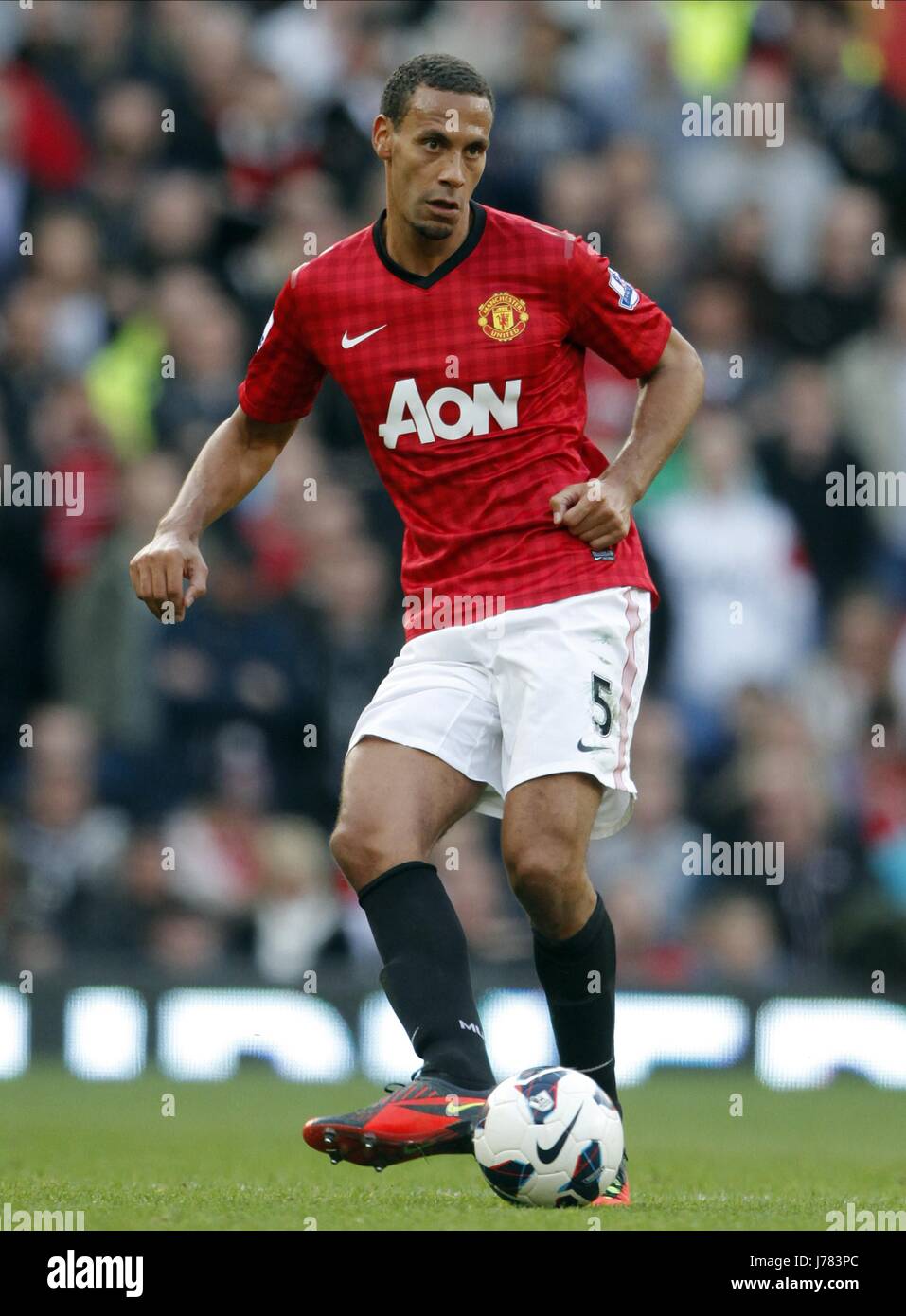RIO FERDINAND MANCHESTER UNITED FC OLD TRAFFORD MANCHESTER ENGLAND