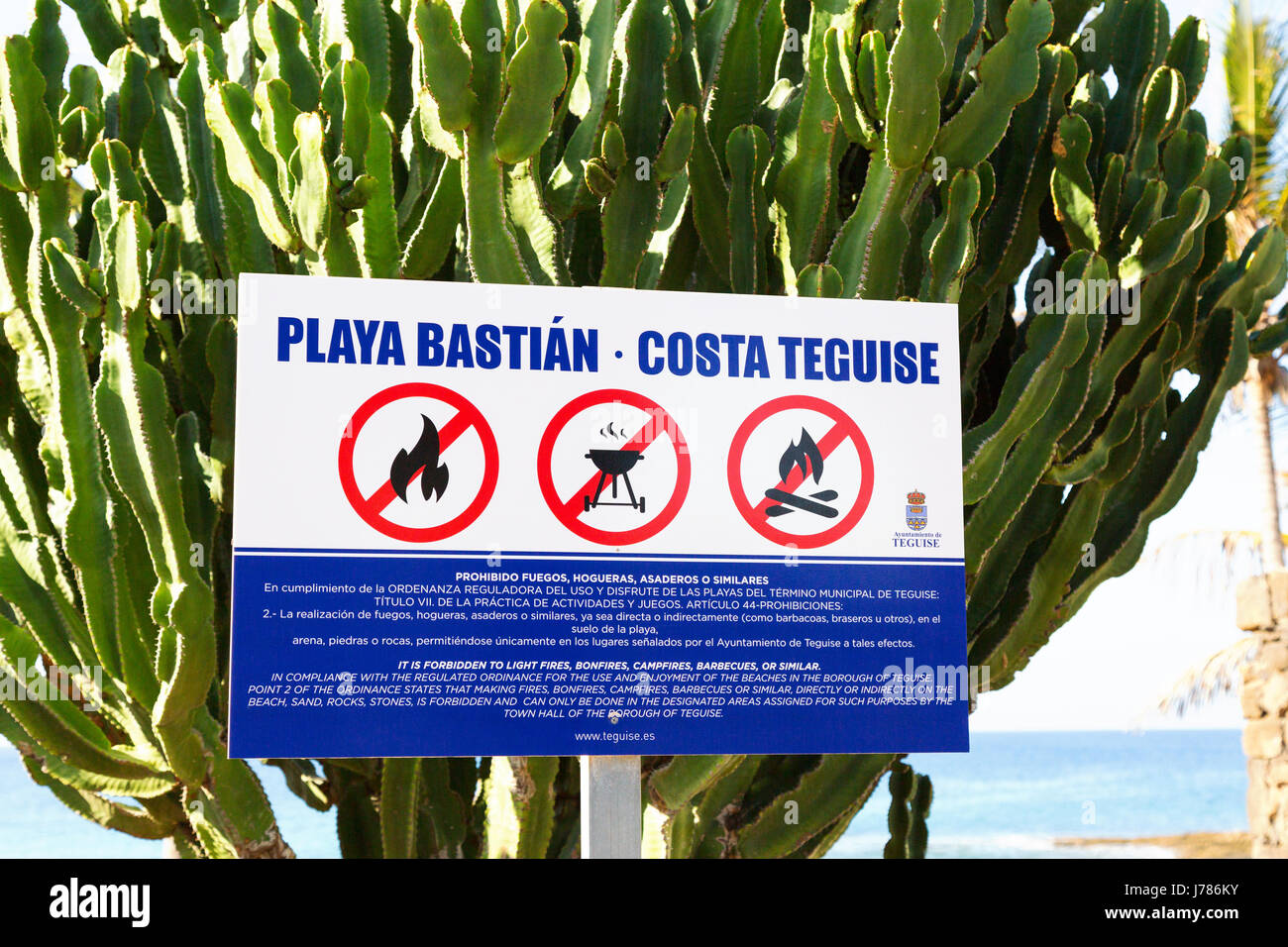 Sign Playa Playa Beach Sign High Resolution Stock Photography and Images - Alamy