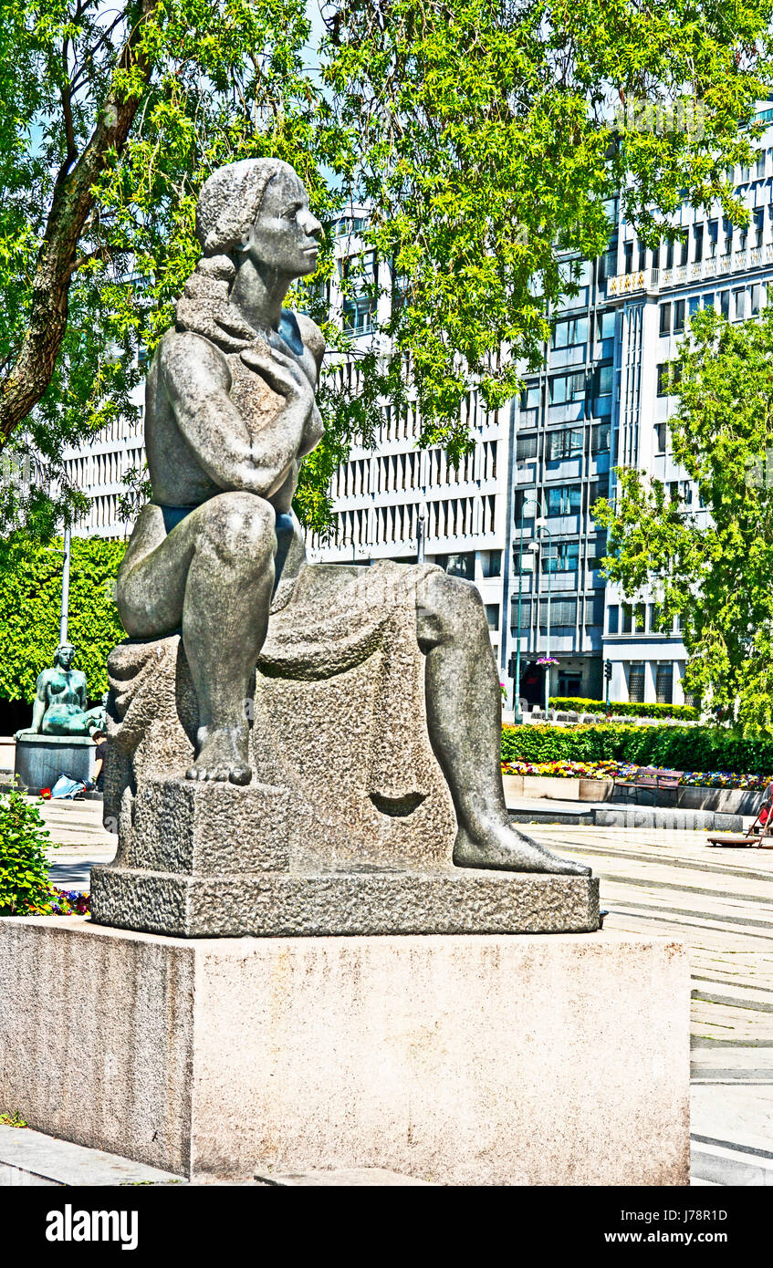 Oslo city hall sculpture hi-res stock photography and images - Alamy