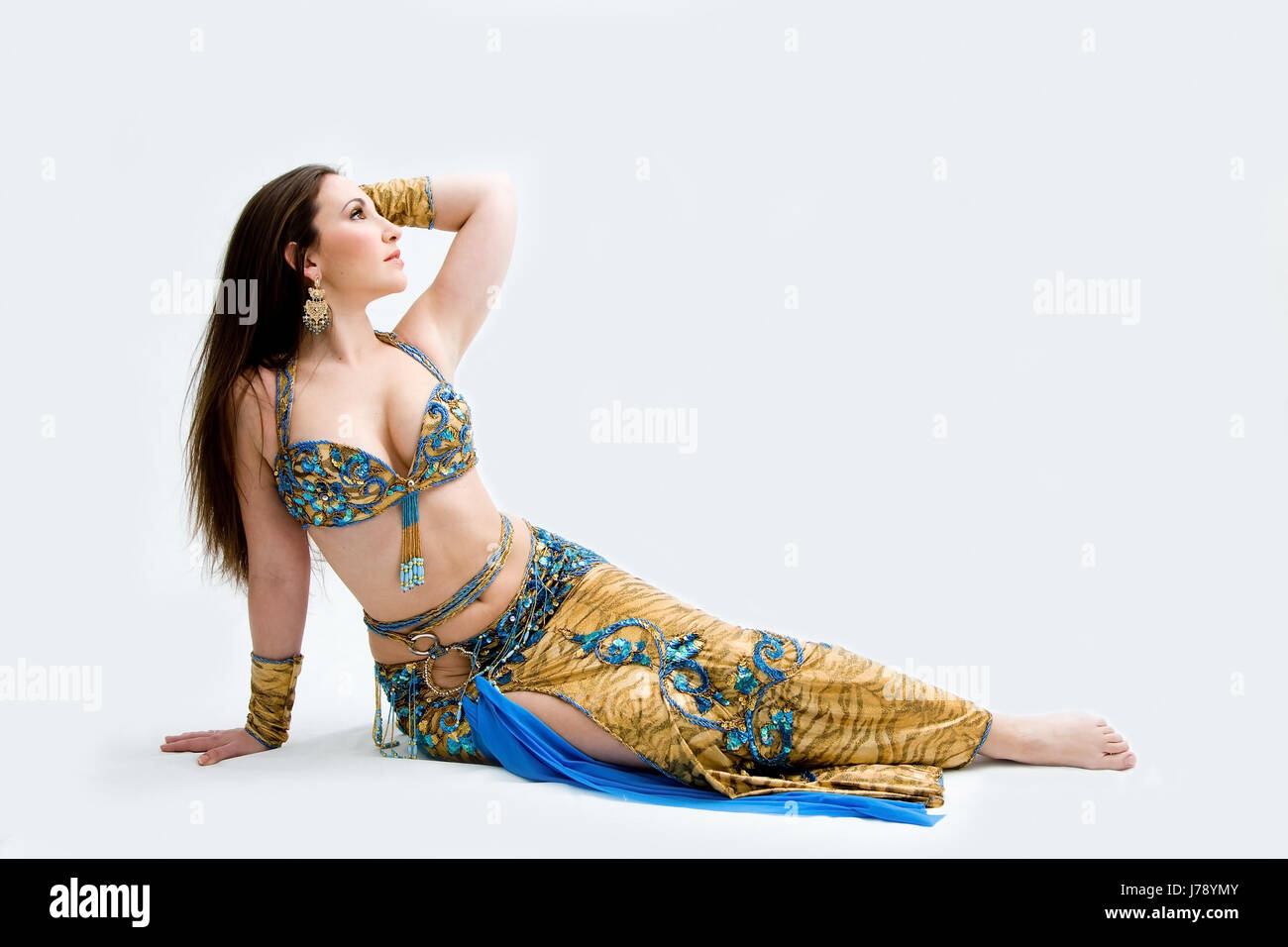 Egyptian belly dancing hi-res stock photography and images - Page 4 - Alamy