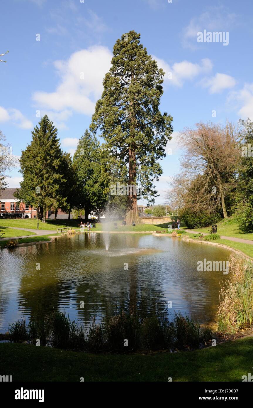 Tring Memorial Gardens, Tring, Hertfordshire Stock Photo Alamy