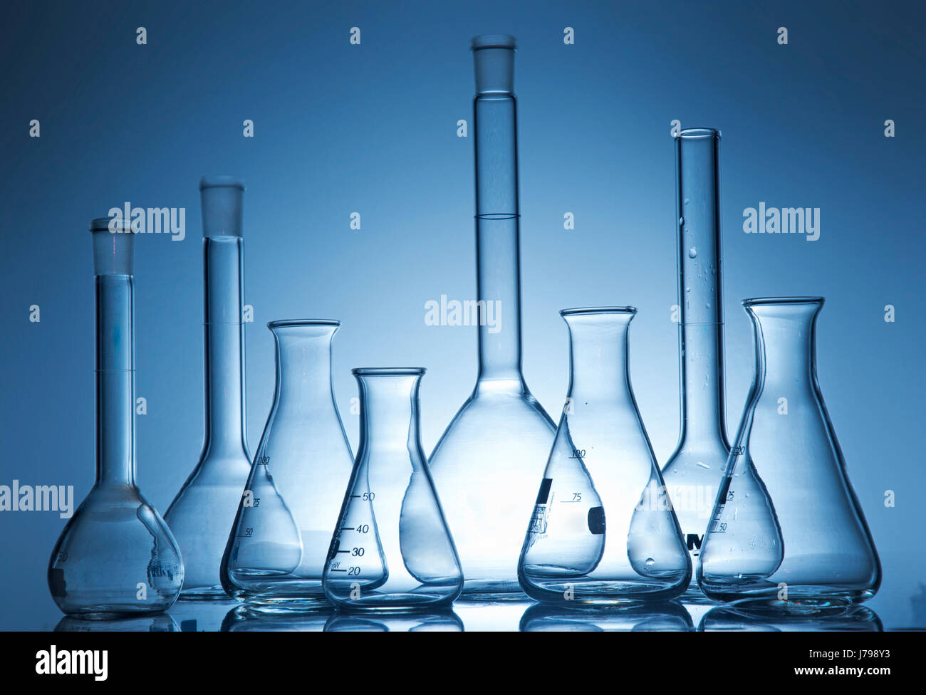 science drop container laboratory chemistry containers water drip drops  seeping Stock Photo - Alamy