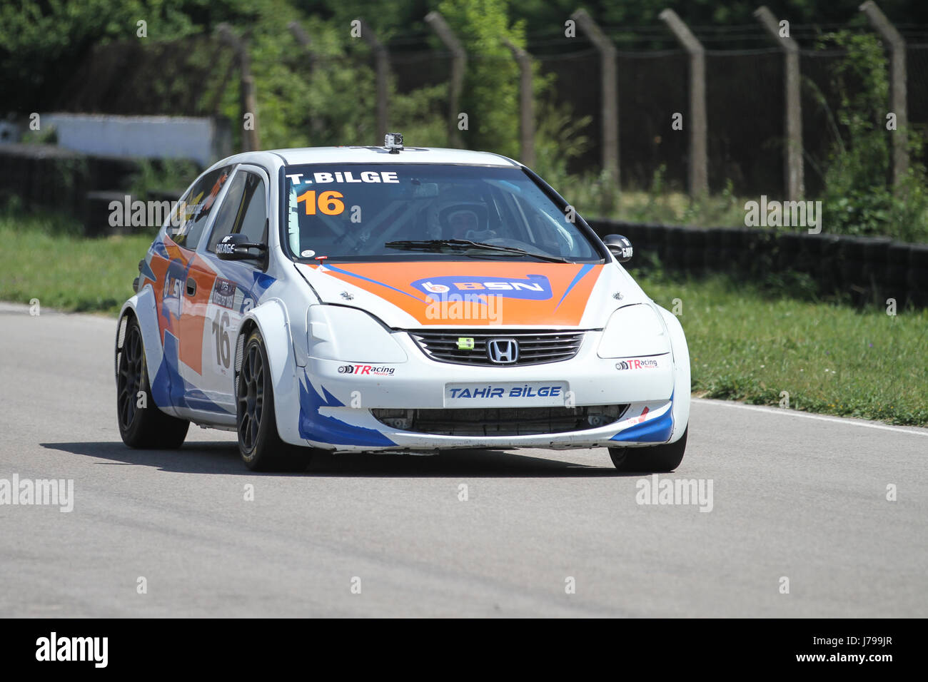 A test in the new Honda Civic TCR for the Civic Cup champion - TCR HUB