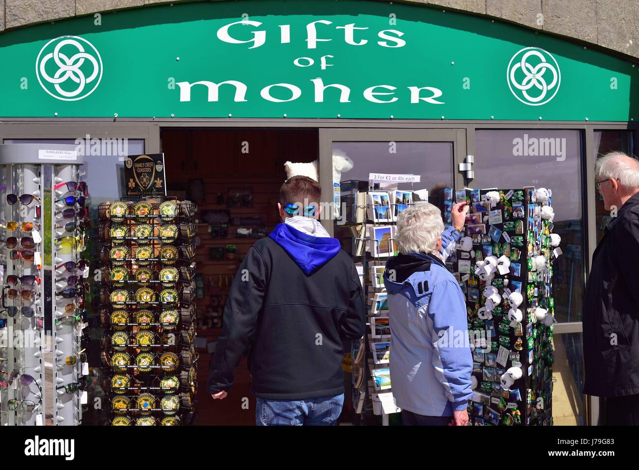 Irish gift shop hires stock photography and images Alamy